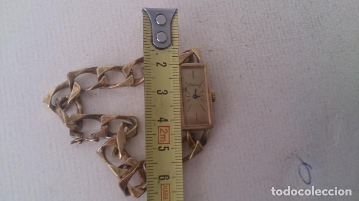 Relojes autom&aacute;ticos: Reloj CELINE DORADO DE SE&Ntilde;RA - Foto 2