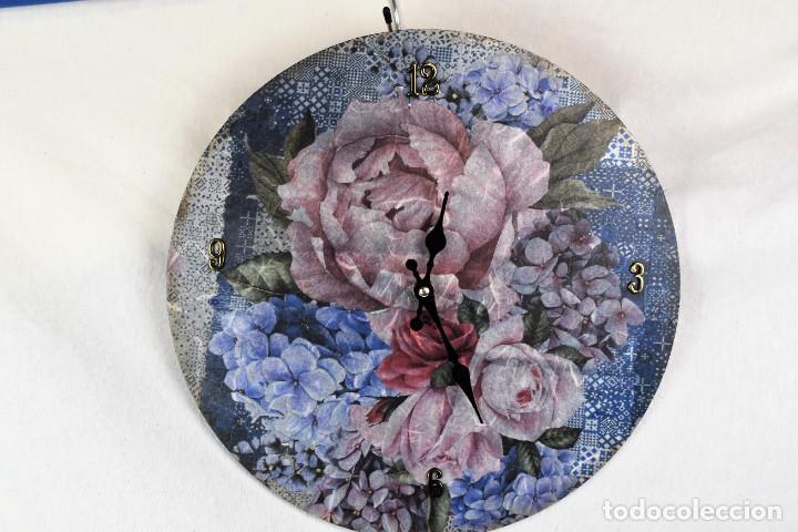 Relojes autom&aacute;ticos: Bonito reloj de pared en madera - Foto 1