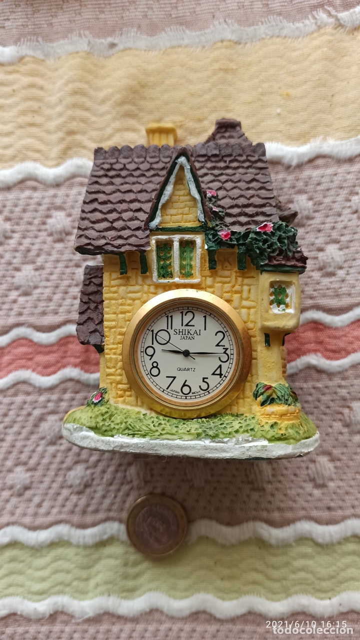 Relojes autom&aacute;ticos: Casita reloj de resina - Foto 1