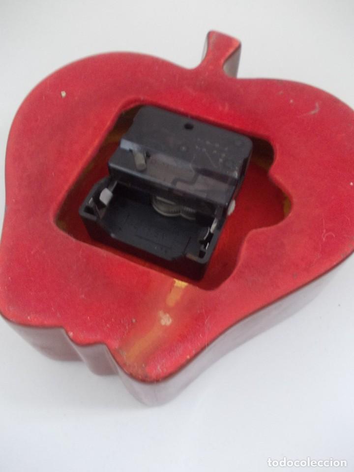 Relojes autom&aacute;ticos: reloj con forma de manzana cer&aacute;mico - Foto 10