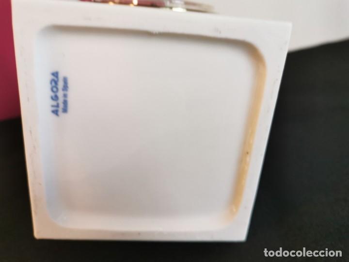 Relojes autom&aacute;ticos: RELOJ CON QUERUBIN DE PORCELANA DE ALGORA - Foto 6