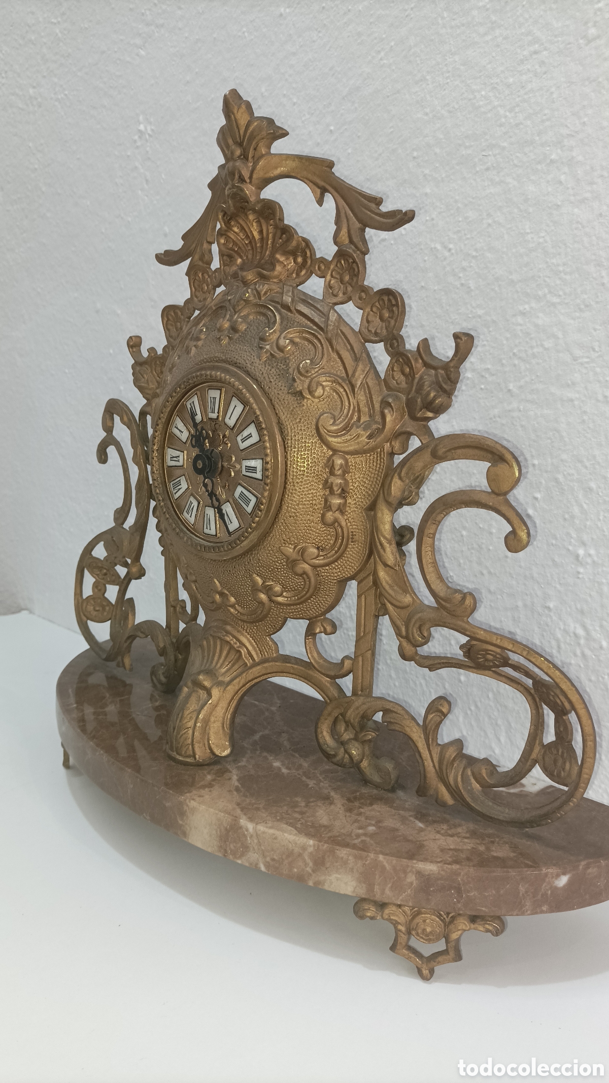 Relojes autom&aacute;ticos: Reloj de mesa antiguo de bronce y m&aacute;rmol - Foto 2