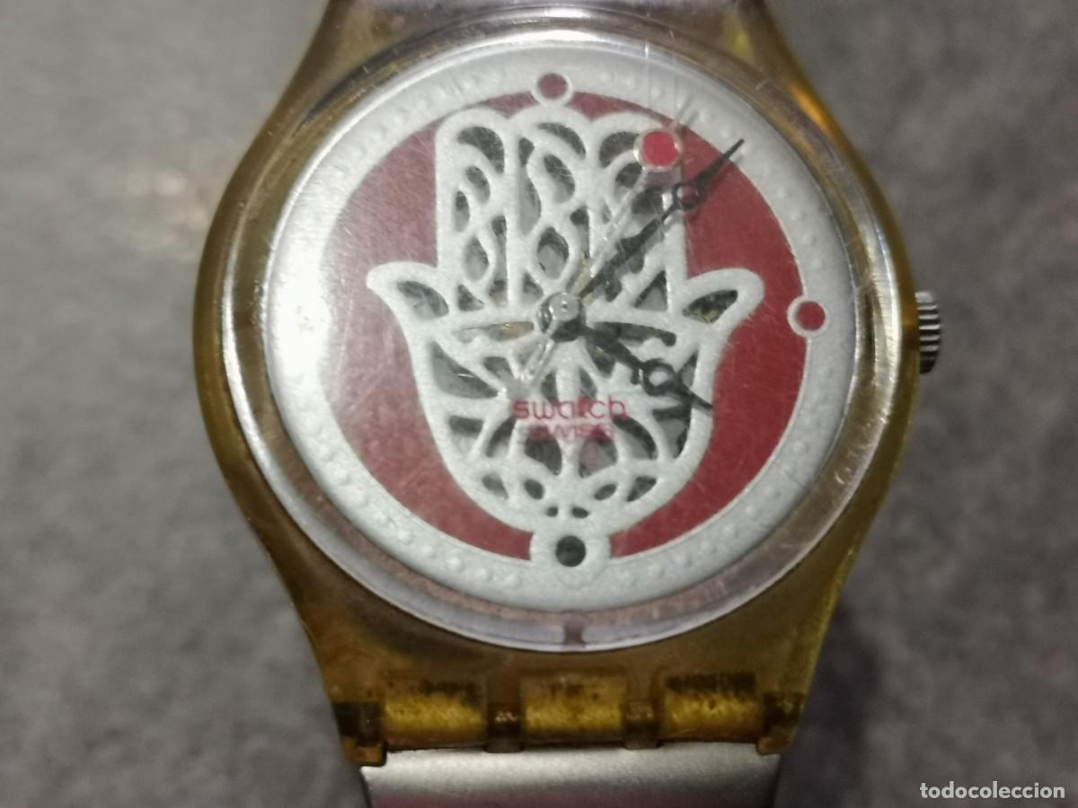 Relojes autom&aacute;ticos: Swatch Wise Hand GK213 (1996) con dos pulseras. - Foto 2