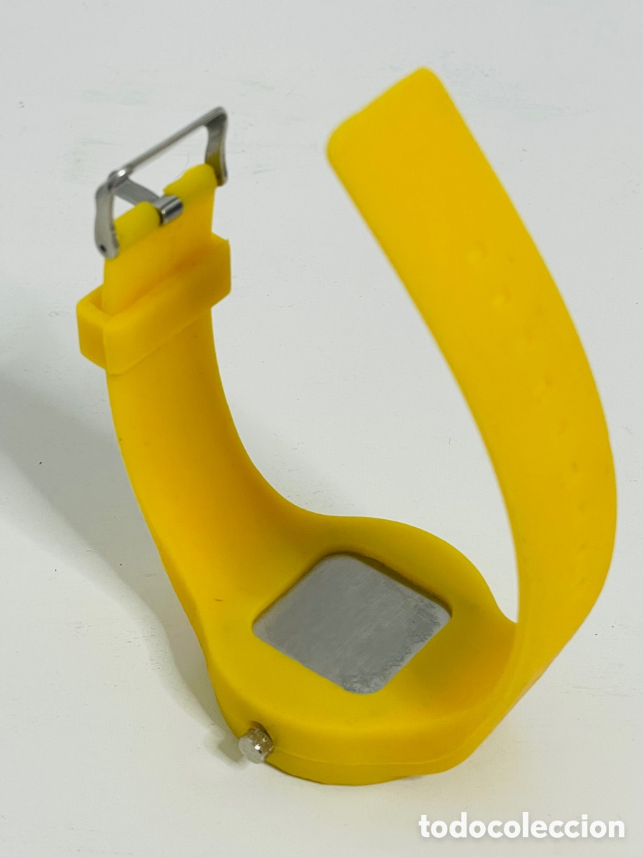 Relojes autom&aacute;ticos: Reloj amarillo silicona - Foto 9