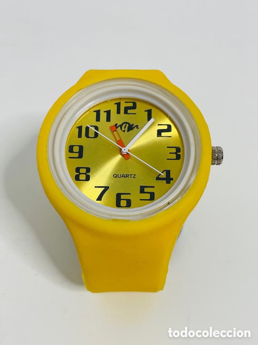 Relojes autom&aacute;ticos: Reloj amarillo silicona - Foto 1