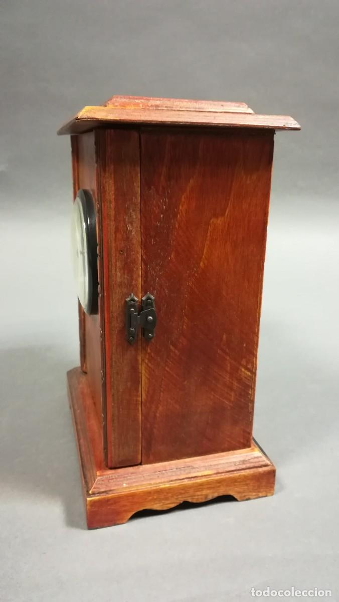 Relojes autom&aacute;ticos: RELOJ REPLICA CAJA DE MADERA PRACTICABLE - Foto 5
