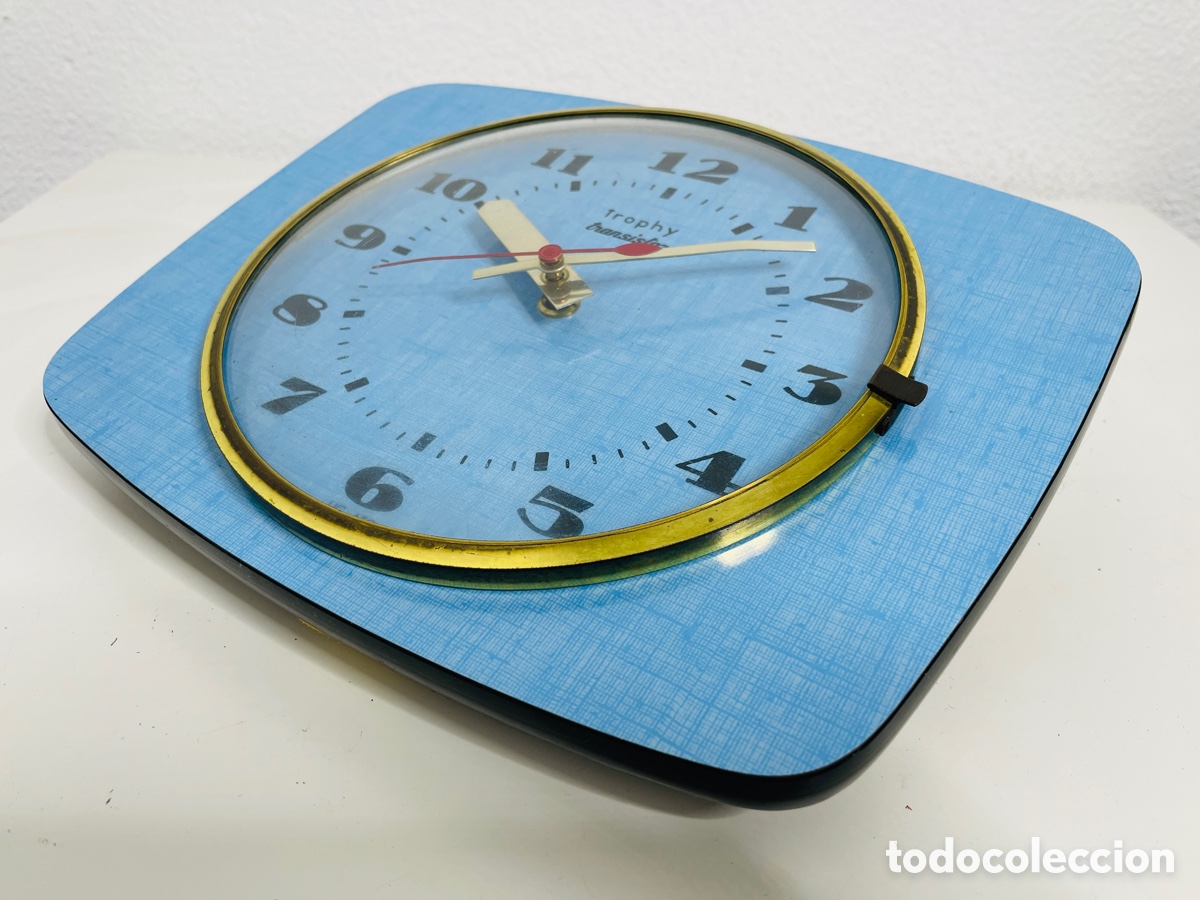 Relojes autom&aacute;ticos: Trophy Wall Clock Vintage Design 1970 - Foto 9