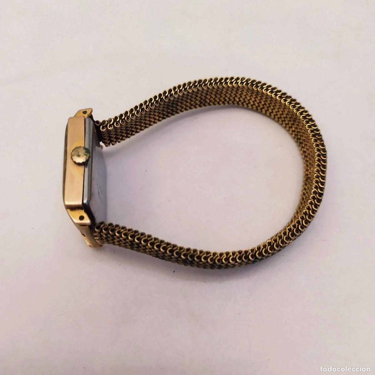 Relojes autom&aacute;ticos: Reloj Nivada. Mujer. Dorado. Correa de malla. - Foto 4