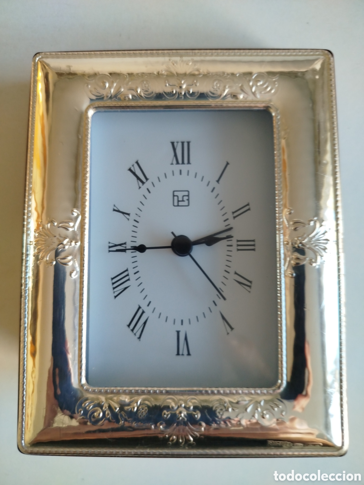 Relojes autom&aacute;ticos: Reloj de sobremesa de plata y trasera de madera - Foto 6