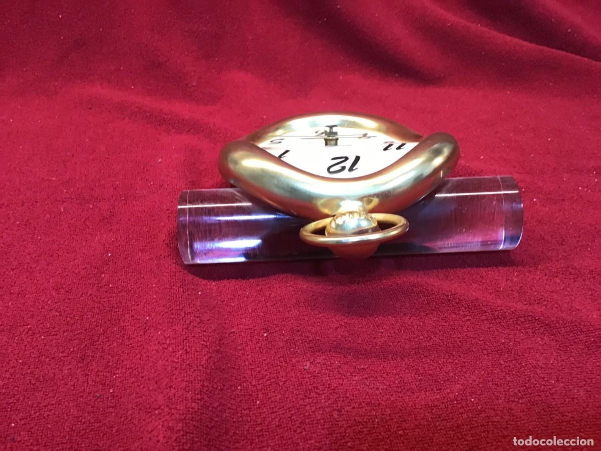 Relojes autom&aacute;ticos: Reloj de sobremesa Dal&iacute; . Mecanismo autom&aacute;tico - Foto 6