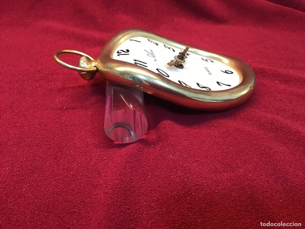 Relojes autom&aacute;ticos: Reloj de sobremesa Dal&iacute; . Mecanismo autom&aacute;tico - Foto 7