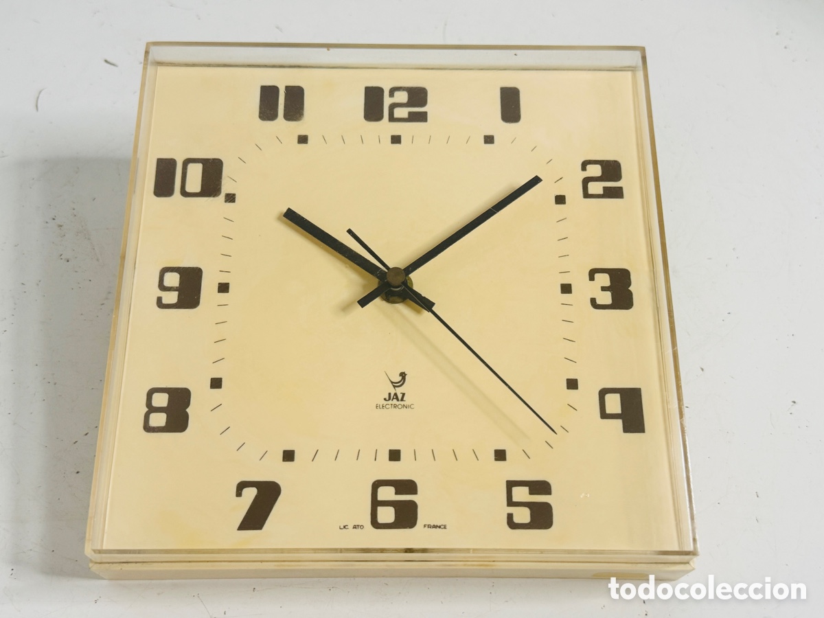 Relojes autom&aacute;ticos: Jaz Wall Clock 1970s Retro Vintage 20 x 20 cm Funciona Ok