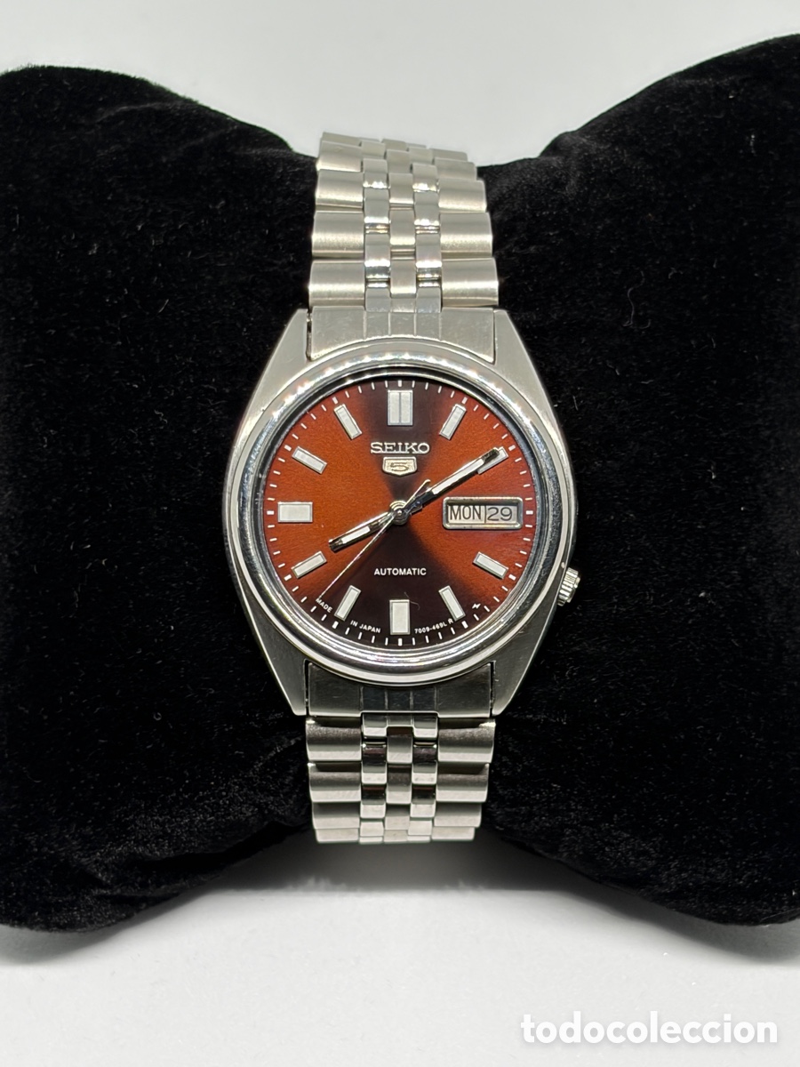 Relojes autom&aacute;ticos: SEIKO 5 AUTOMATIC ESFERA ROJA/NARANJA - REF. 7009-3181 - VINTAGE COMO NUEVO