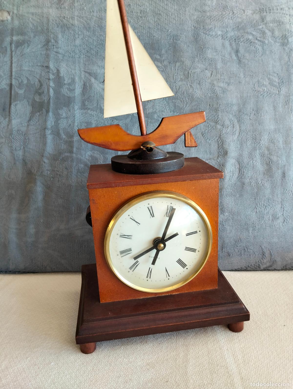 Automatic Watches: Reloj de madera en forma de barco velero de sobremesa a pilas de los a&ntilde;os 70-80