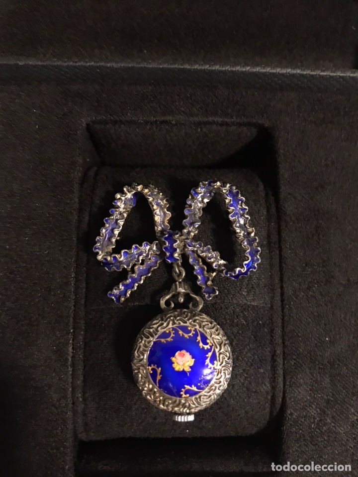 Montres de poche: Reloj joya broche plata 925 antiguo esmaltes azul cobalto funciona