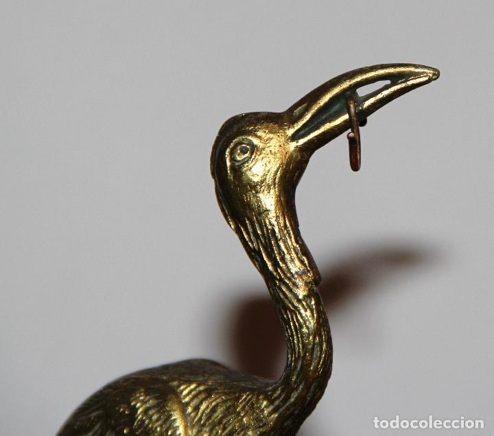 Relojes de bolsillo: ANTIGUO SOPORTE PARA RELOJ DE BOLSILLO DE BRONCE - Foto 4