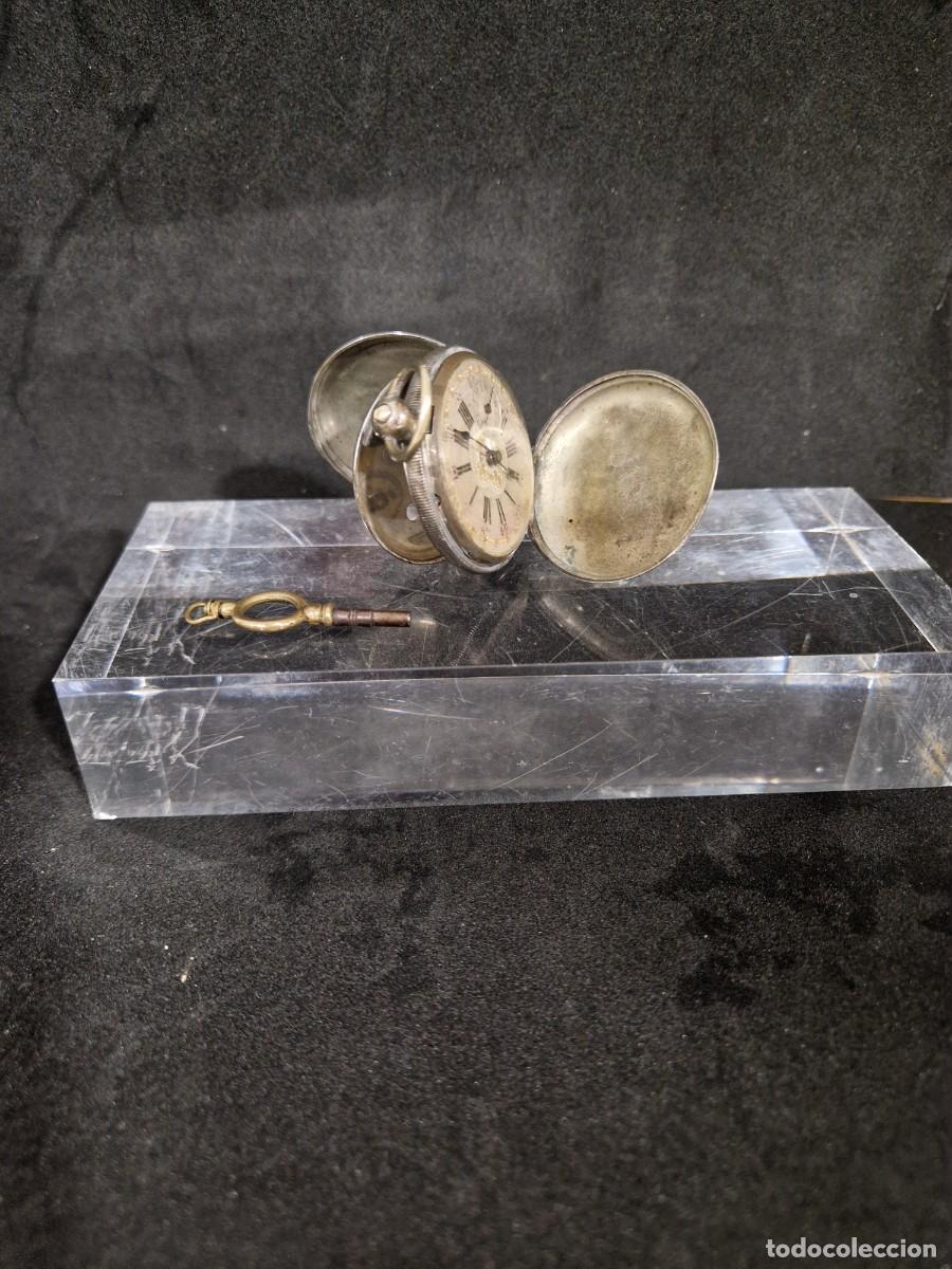 Relojes de bolsillo: Reloj de bolsillo de plata funciona con su llave. - Foto 3