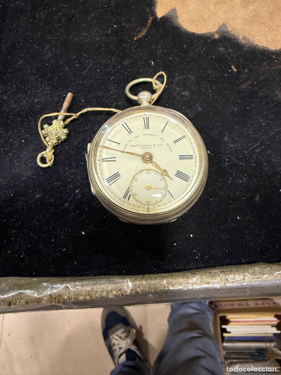Relojes de bolsillo: Bonito reloj de bolsillo, plata, necesita algo de revisi&oacute;n, anda pero se para