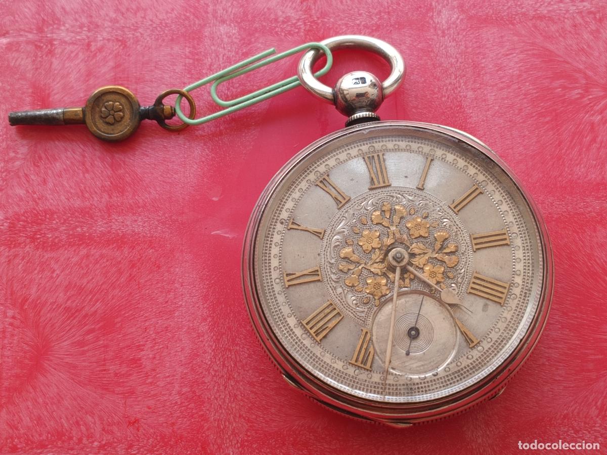Relojes de bolsillo: Excelente reloj de plata semicatalino americano Waltham. Esfera iluminada