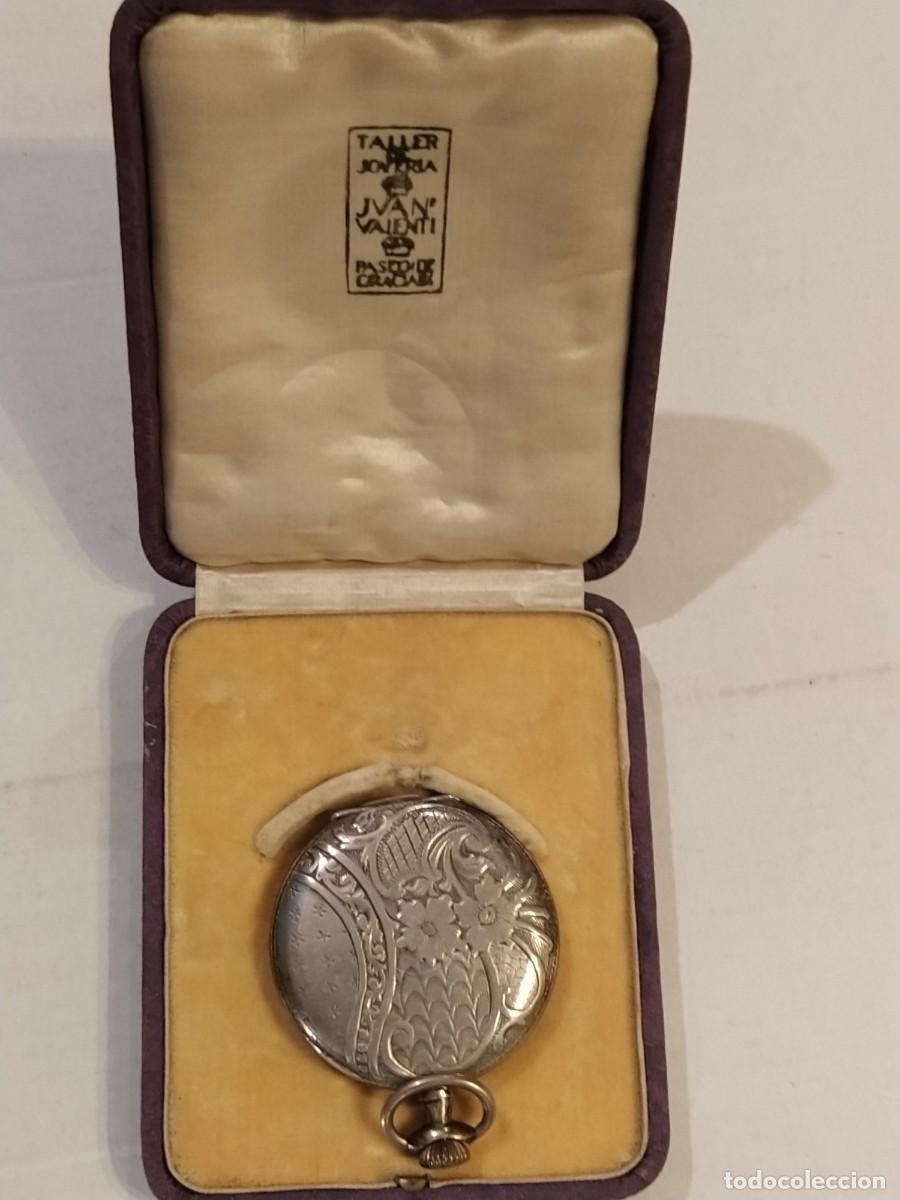 Relojes de bolsillo: RELOJ DE BOLSILLO ANTIGUO DE PLATA CON CAJA DE JOYERIA - MARCA UNIVERSAL - 0.800 -VER FOTOS