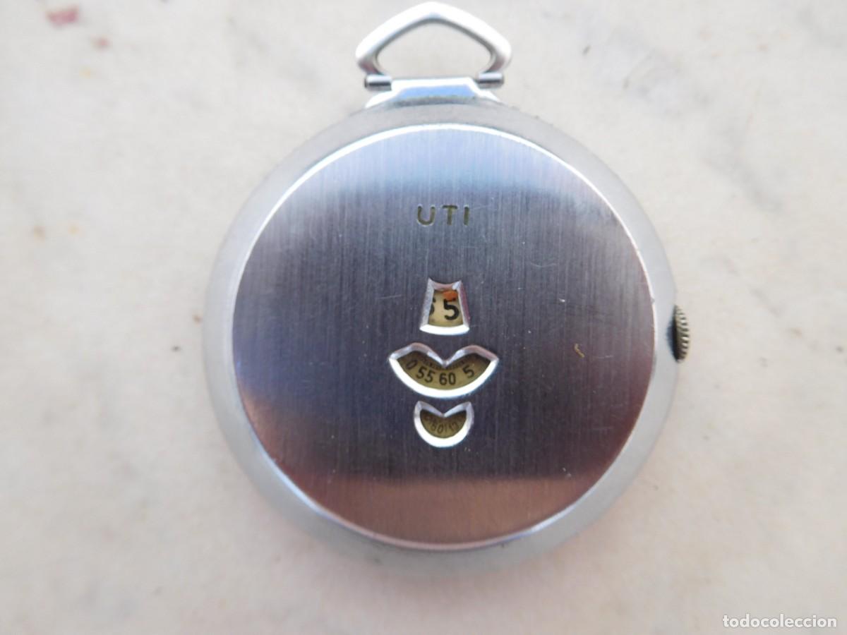 Pocket watches: Reloj mec&aacute;nico digital UTI