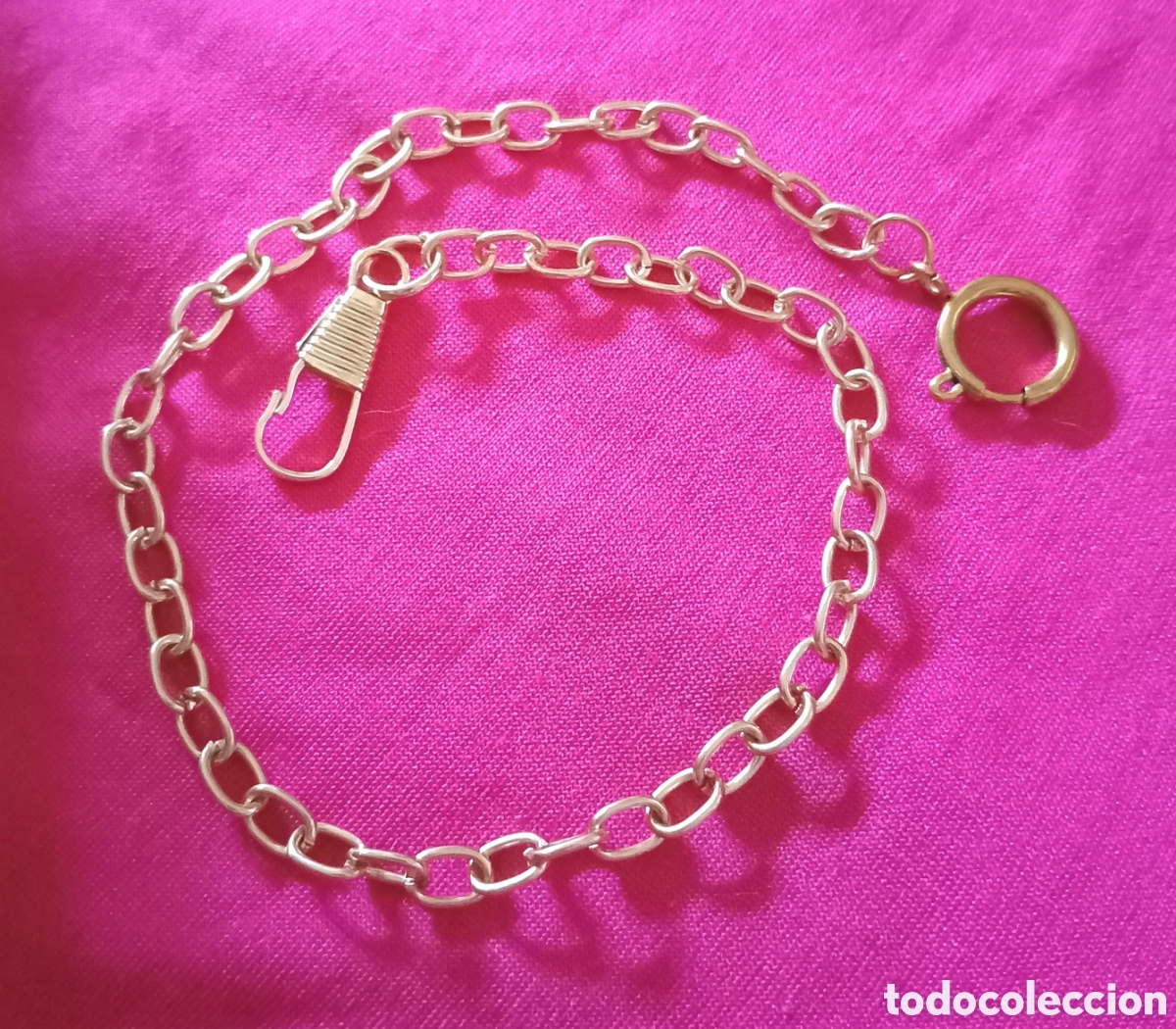 Relojes de bolsillo: Original Leontina cadena de reloj de bolsillo de eslabones cruzados, cierre de anilla dorada....