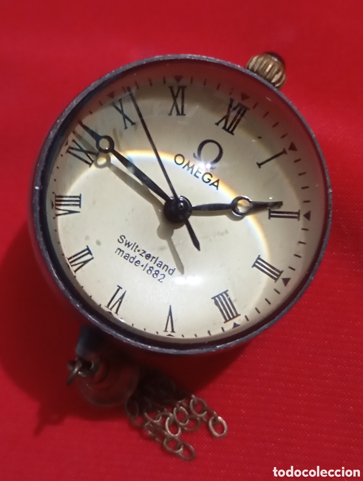 Relojes de bolsillo: Reloj bola marcado Omega Suiza. No funciona # lat&oacute;n mec&aacute;nico cuerda carga manual bolsillo lupa