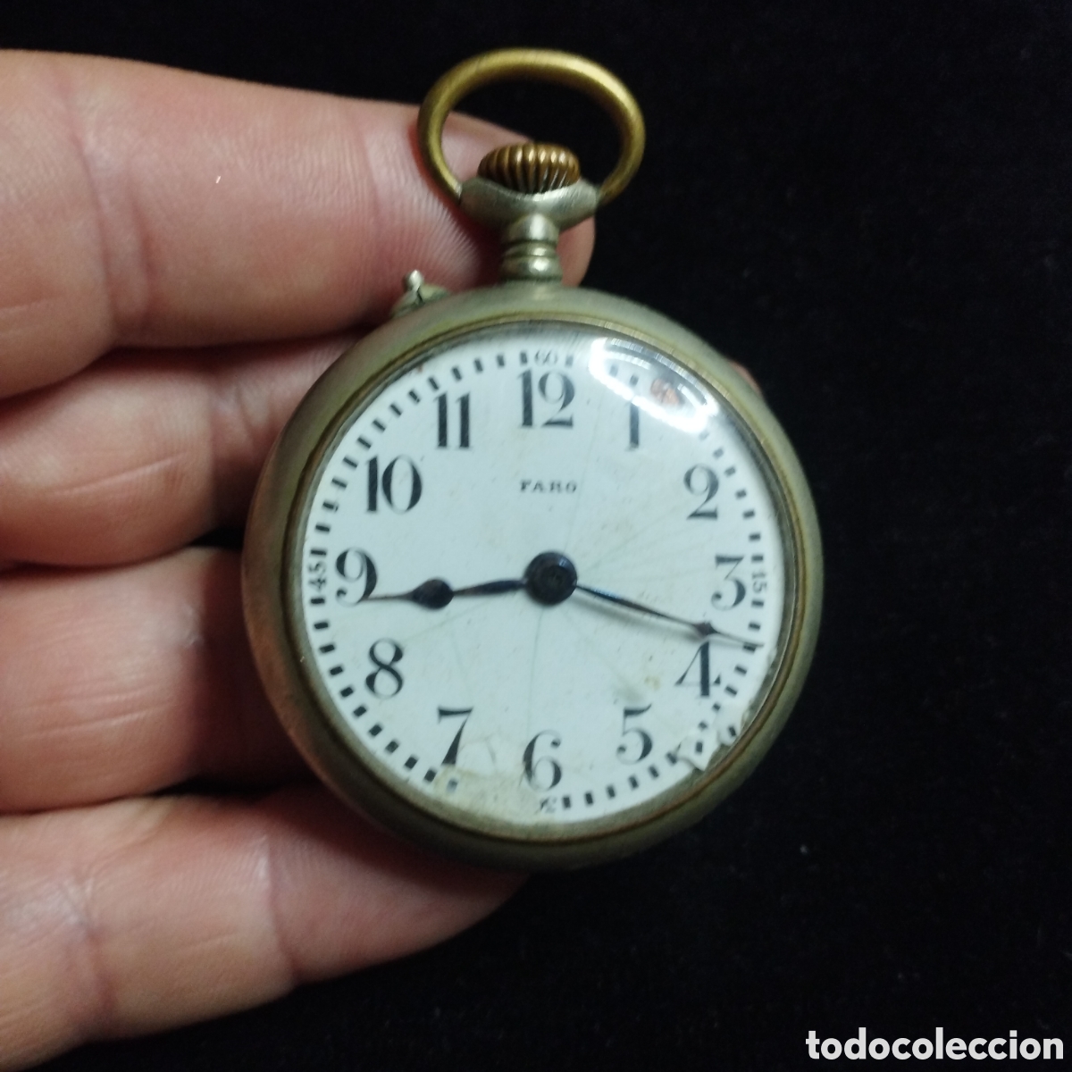 Relojes de bolsillo: Reloj de bolsillo. Faro. Empotrado. No funciona, las agujas locas.