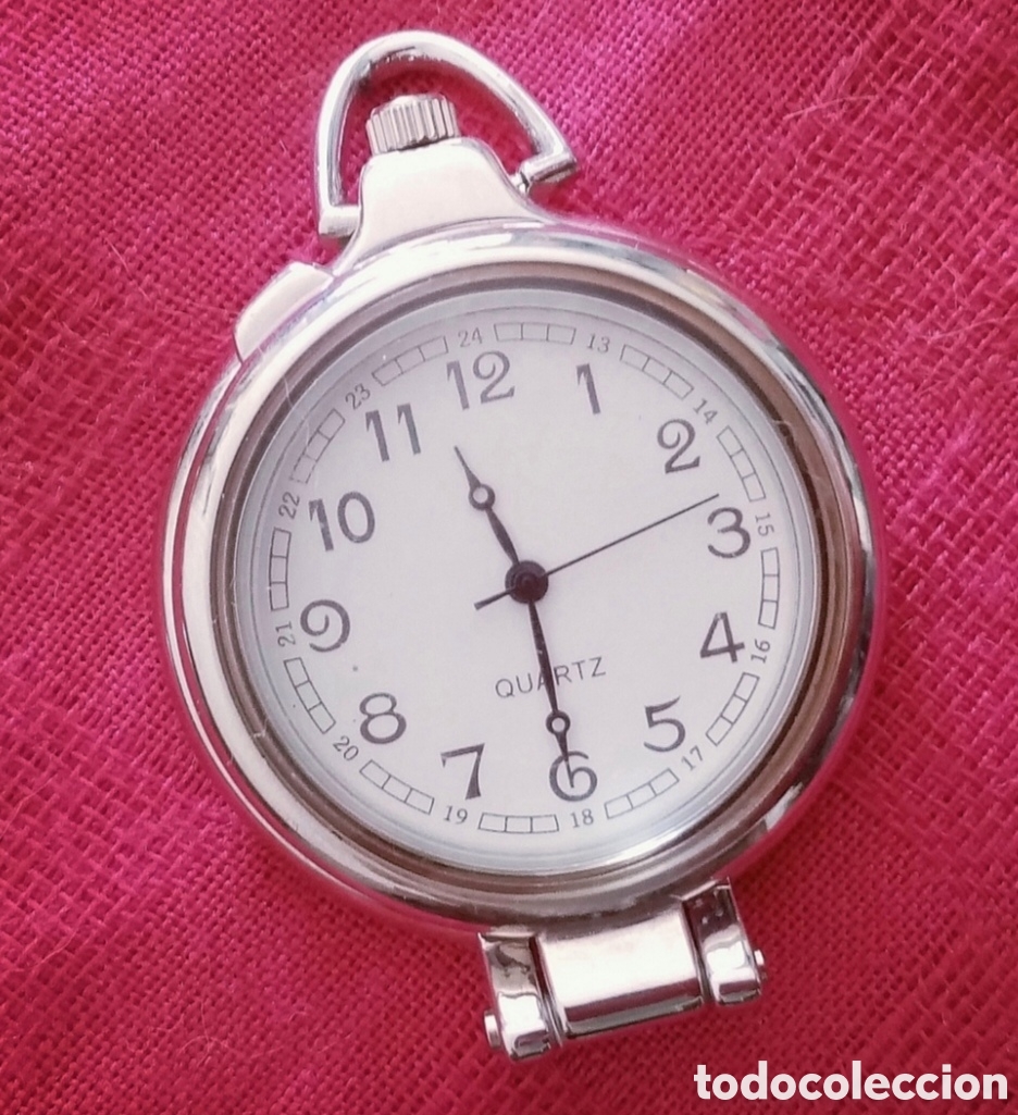 Pocket watches: Estupendo reloj de bolsillo de carga manual plateado con tapa transparente. 4cm di&aacute;m. Muy bonito...