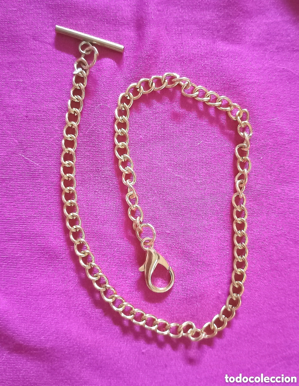 Relojes de bolsillo: Original Leontina, cadena de reloj de bolsillo dorada de T, cierre mosquet&oacute;n y eslabones 33cm aprox.