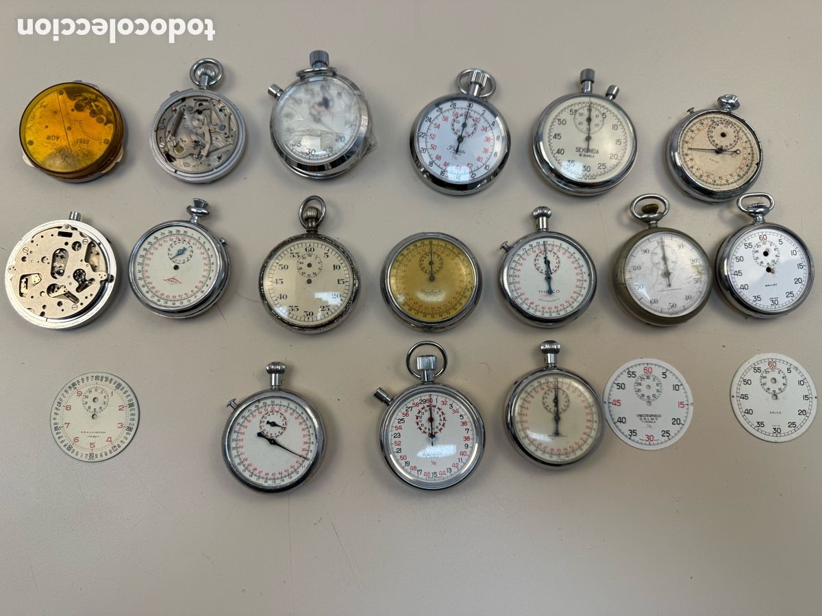 Relojes de bolsillo: Colecci&oacute;n cron&oacute;metros o temporizadores mec&aacute;nicos antiguos a cuerda.