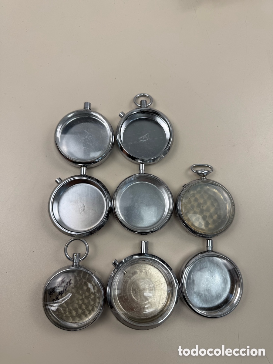 Relojes de bolsillo: 8 cajas para cron&oacute;metros antiguos de bolsillo.