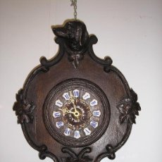 Relojes de pared: RELOJ CON TALLA DE PERRO DE CAZA- SELVA NEGRA- ALEMANIA- AÑO 1880. Lote 8744386