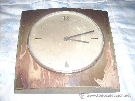 Relojes de pared: RELOJ DE PARED ELME DE MADERA .A PILAS, - Foto 1