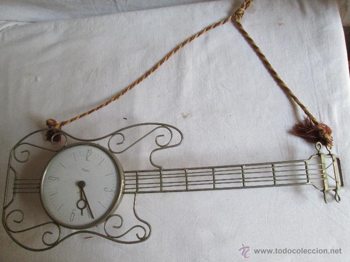 Relojes de pared: RELOJ CON FORMA DE GUITARRA - Foto 1