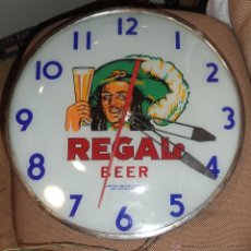 Relojes de pared: CUBA. RELOJ DE PARED ELECTRICO. CERVEZA REGAL BEER. AÑOS 50. LEER DESCRIPCION. 40CM DIAMETRO