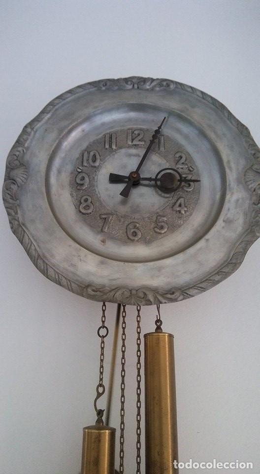 Relojes de pared: * Reloj de pared en esta&ntilde;o con pesos - funciona ! - Foto 8
