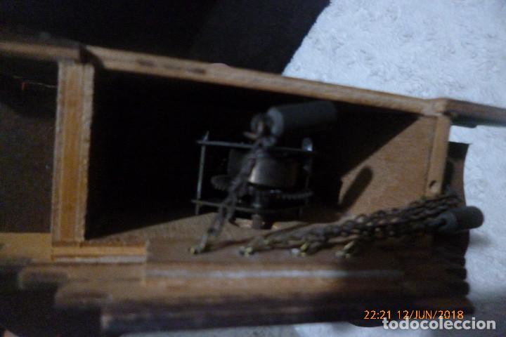 Relojes de pared: reloj cuco suizo con llave - Foto 5
