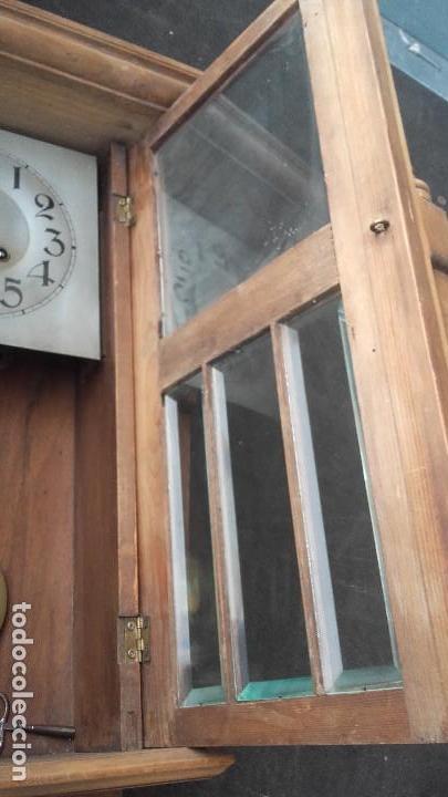 Relojes de pared: Reloj de pared en nogal funcionando sin problemas - Foto 4