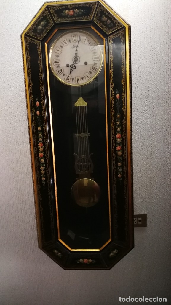 Relojes de pared: Reloj marca N&aacute;car pintado a mano - Foto 3
