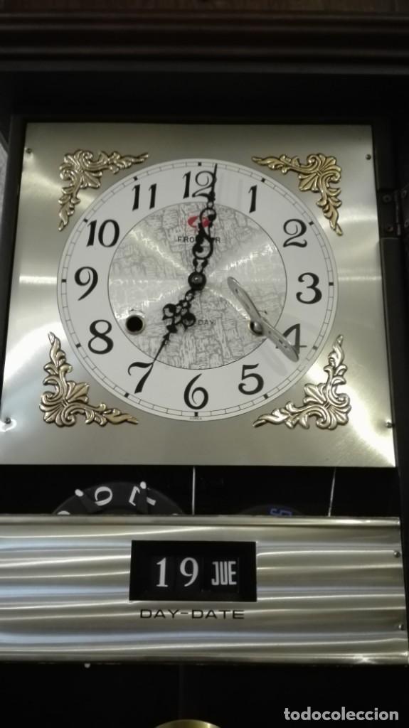 Relojes de pared: Reloj de pared d&eacute;cada de los 70 con calendario - Foto 3