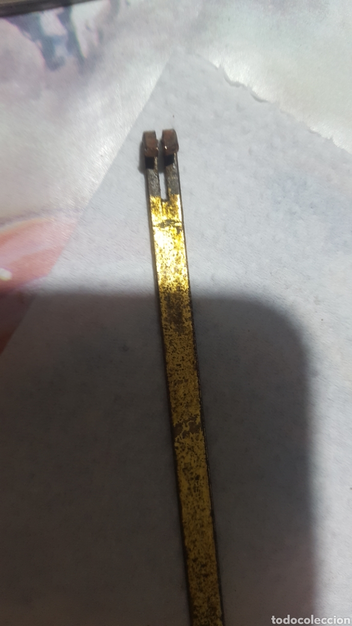 Relojes de pared: P&Eacute;NDULO DE LAT&Oacute;N. 30 CM LARGO Y 7 DE DIAMETRO - Foto 2