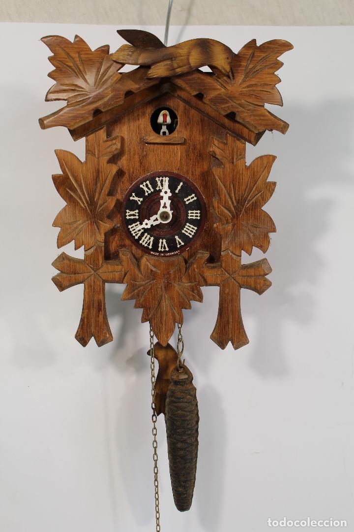 Elegante reloj de cuco vintage, reloj de cuco, reloj de pared de