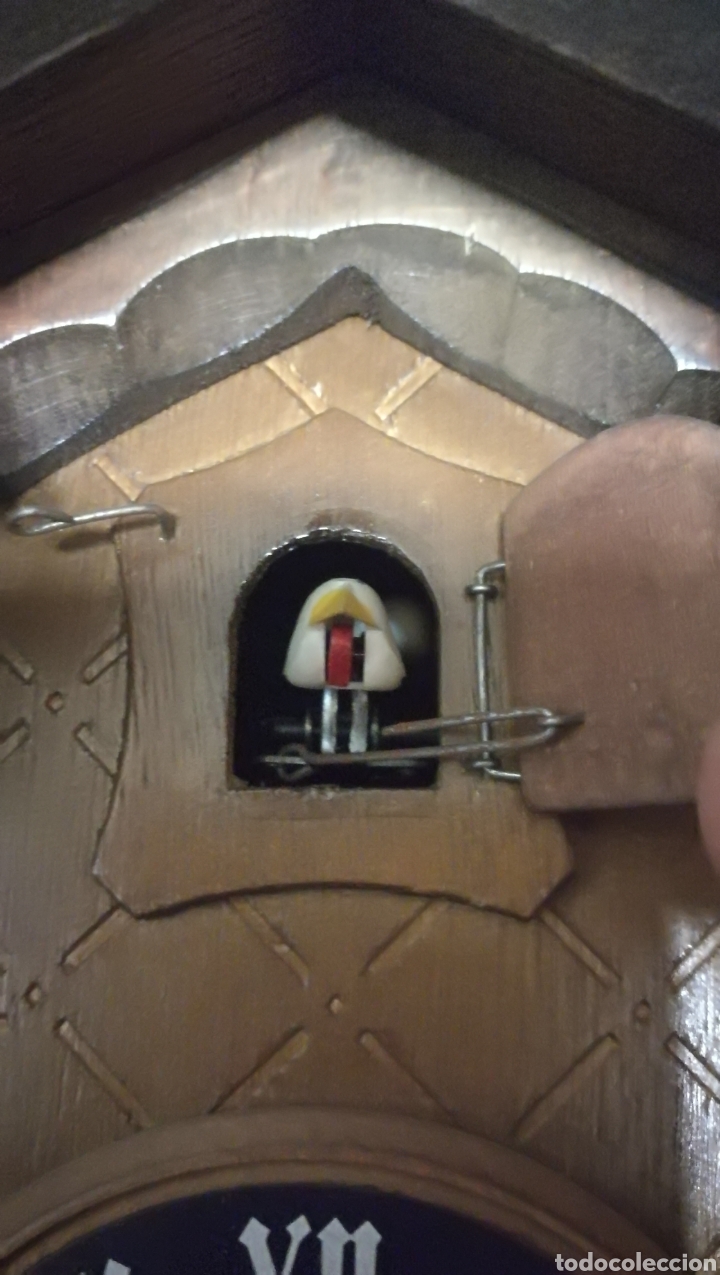 Relojes de pared: RELOJ CUCO EN MADERA TALLADA - Foto 6