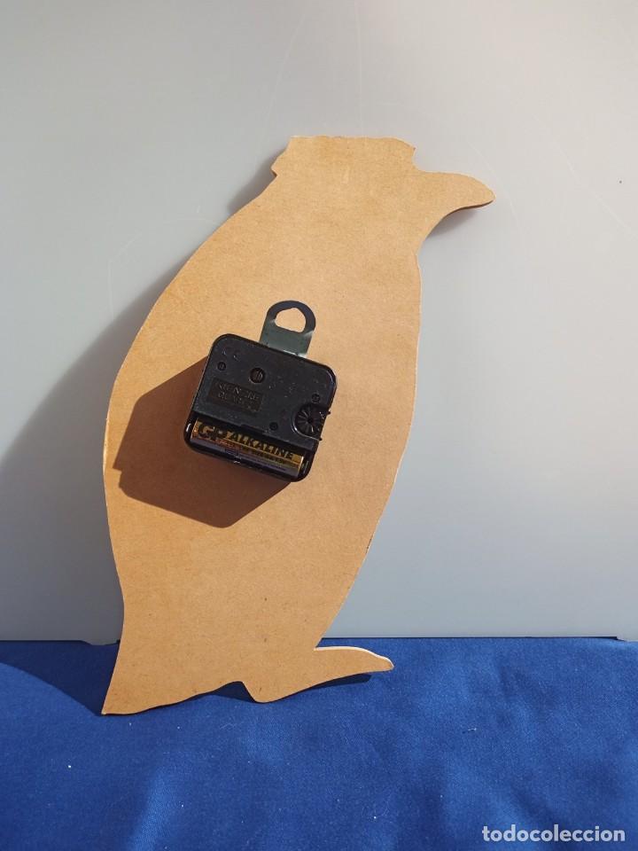 Relojes de pared: Reloj de pared con forma de ping&uuml;ino, Islas Malvinas - Foto 2