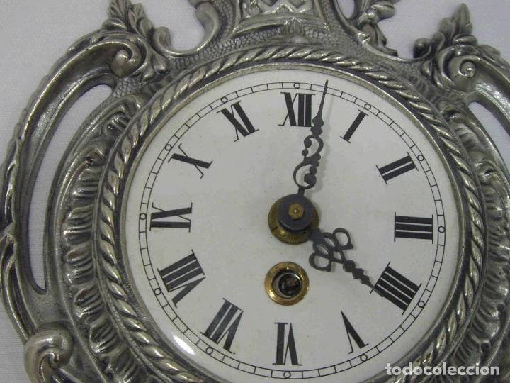 Relojes de pared: RELOJ METAL PLATEADO - Foto 2