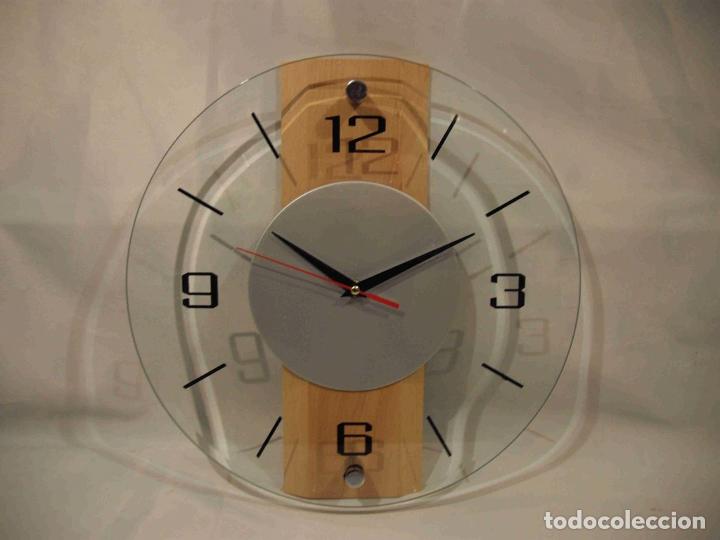 Relojes de pared: RELOJ PARED ALUMINIO MADERA 32 - Foto 1