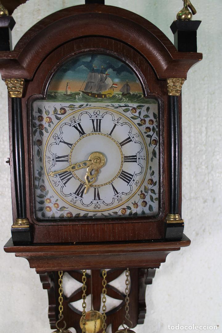Relojes de pared: antiguo reloj holandes de pared - Foto 3