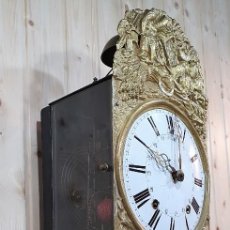 Relojes de pared: RELOJ DE PERED CON SOPORTE DE FORJA