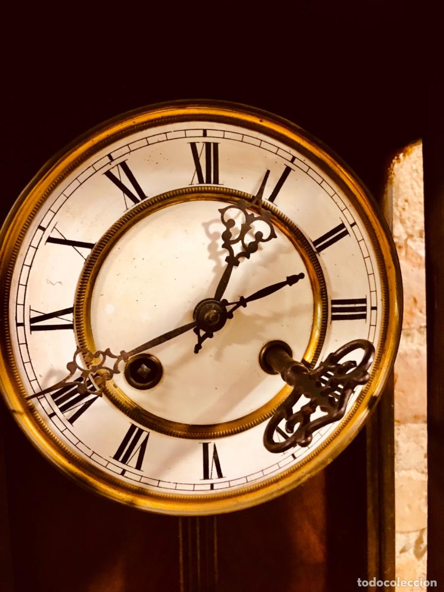 Relojes de pared: Reloj del siglo XIX, Madera . cm. Funciona con exactitud. - Foto 6
